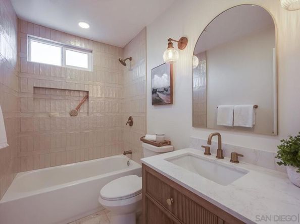 11384 Almazon St, San Diego CA 92129