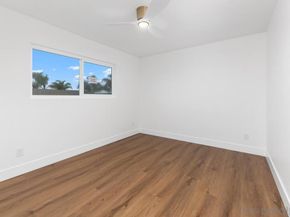 5522 Bloch St, San Diego CA 92122