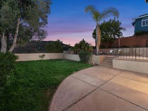 5522 Bloch St, San Diego CA 92122