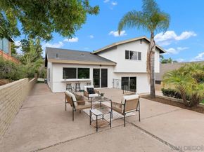 5522 Bloch St, San Diego CA 92122