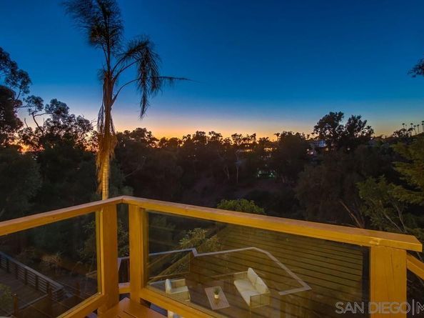 1750 Washington Pl, San Diego CA 92103