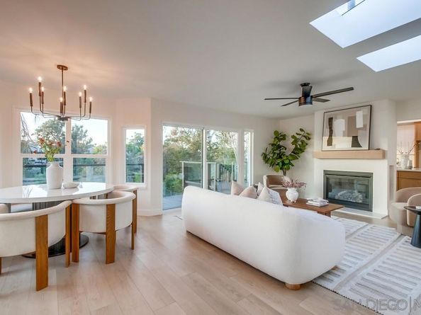 1750 Washington Pl, San Diego CA 92103