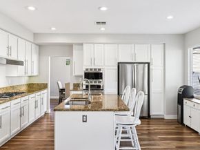 2904 Avenida Valera, Carlsbad CA 92009