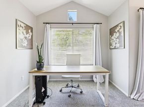 2904 Avenida Valera, Carlsbad CA 92009