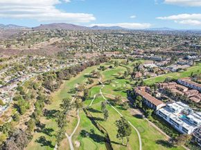 2904 Avenida Valera, Carlsbad CA 92009