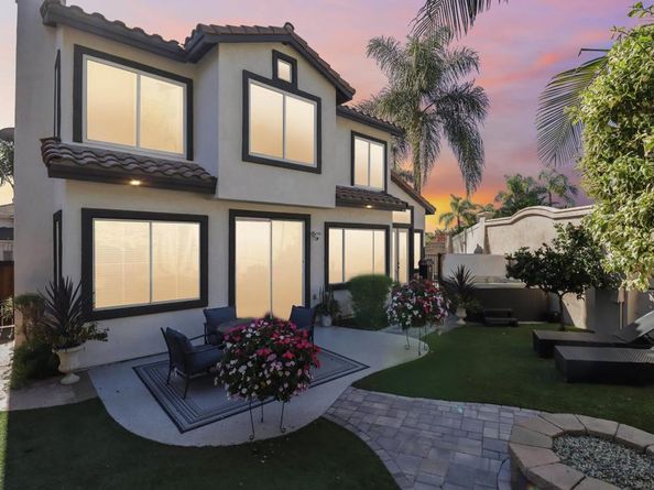 2904 Avenida Valera, Carlsbad CA 92009