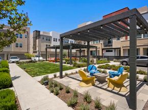 7621 University Avenue 102, La Mesa CA 91942
