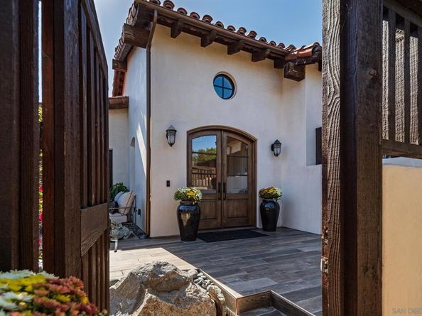 6152 Camino Selva, Rancho Santa Fe CA 92067