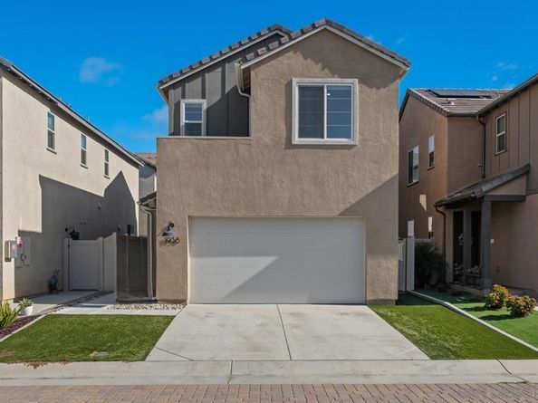 1938 Julie Dawn Pl, Escondido CA 92026