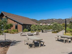 1938 Julie Dawn Pl, Escondido CA 92026