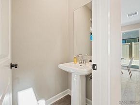 1938 Julie Dawn Pl, Escondido CA 92026