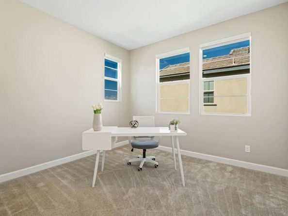 1938 Julie Dawn Pl, Escondido CA 92026