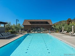 1938 Julie Dawn Pl, Escondido CA 92026