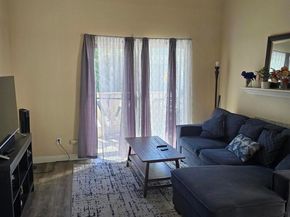 2566 White Oak Pl 6, Escondido CA 92027