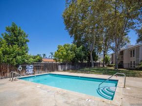 2566 White Oak Pl 6, Escondido CA 92027