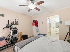 2566 White Oak Pl 6, Escondido CA 92027