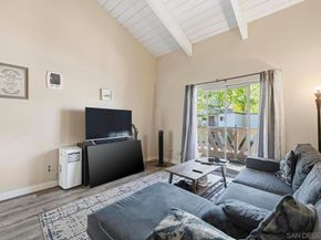 2566 White Oak Pl 6, Escondido CA 92027