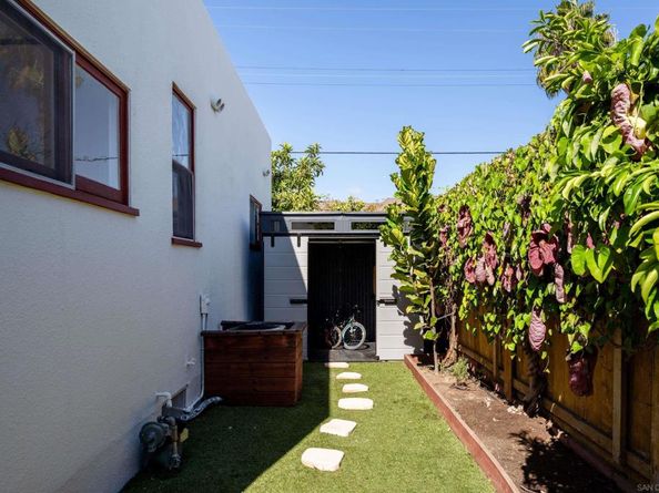 3077 Landis St, San Diego CA 92104