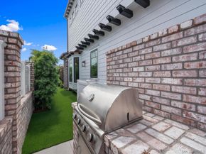 466 Westbourne St, La Jolla CA 92037