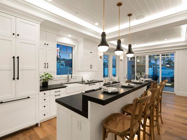 466 Westbourne St, La Jolla CA 92037