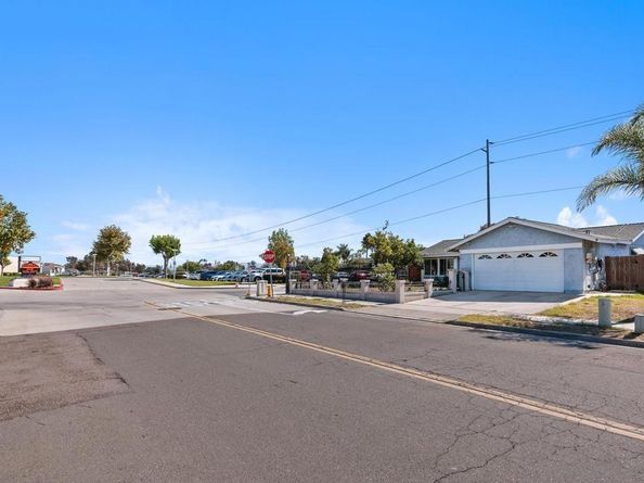 5014 El Mirlo, Oceanside CA 92057