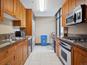 700 W Harbor Dr 705, San Diego CA 92101