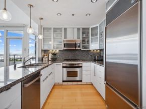 700 W Harbor Dr 705, San Diego CA 92101