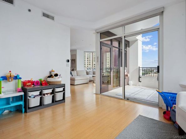 700 W Harbor Dr 705, San Diego CA 92101