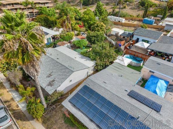 753 Jacumba St, San Diego CA 92114