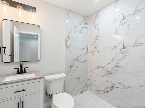 2175 Clove St, San Diego CA 92106