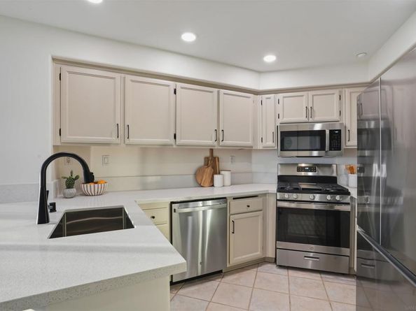400 N the Strand 21, Oceanside CA 92054