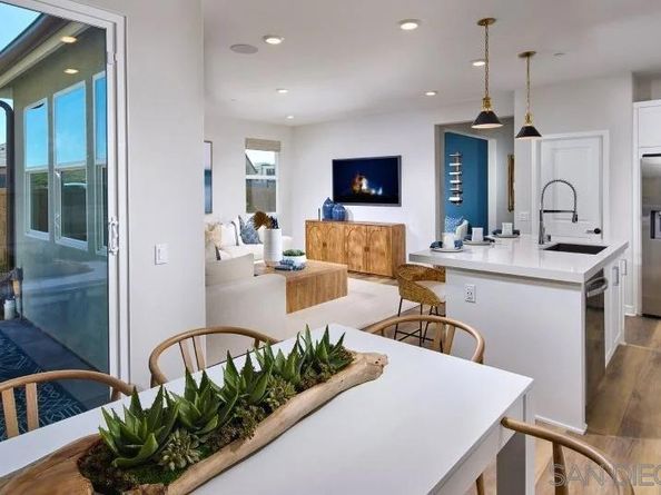 12141 Paxton Way, San Diego CA 92129