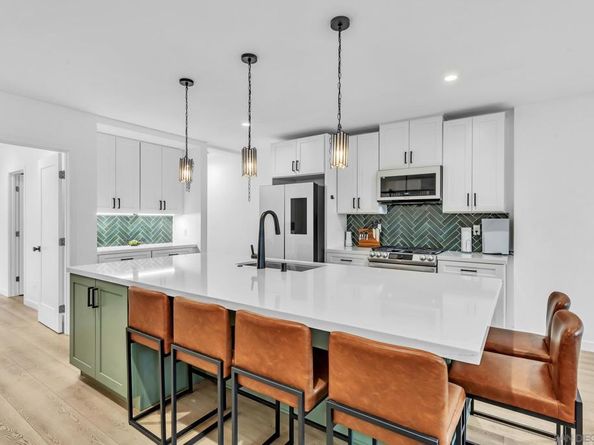 2146 Franklin Ave, San Diego CA 92113