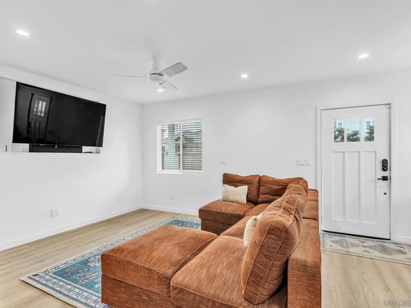 2146 Franklin Ave, San Diego CA 92113