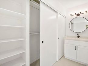 10668 Dabney Dr 122, San Diego CA 92126
