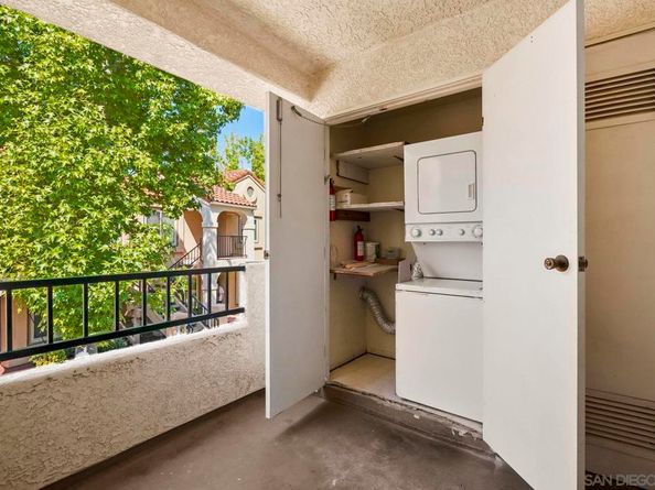 10668 Dabney Dr 122, San Diego CA 92126