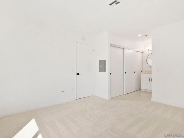 10668 Dabney Dr 122, San Diego CA 92126
