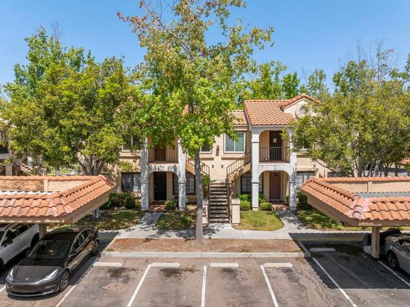 10668 Dabney Dr 122, San Diego CA 92126