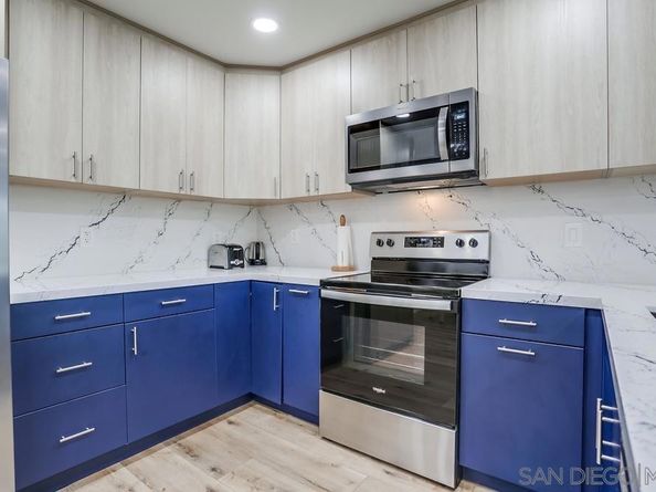 8308 Regents Rd 1F, San Diego CA 92122