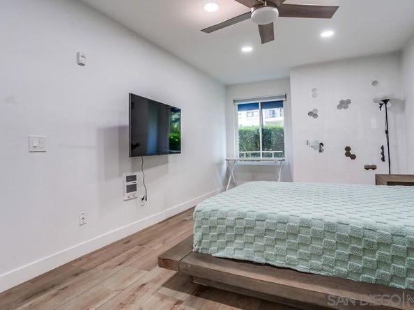 8308 Regents Rd 1F, San Diego CA 92122