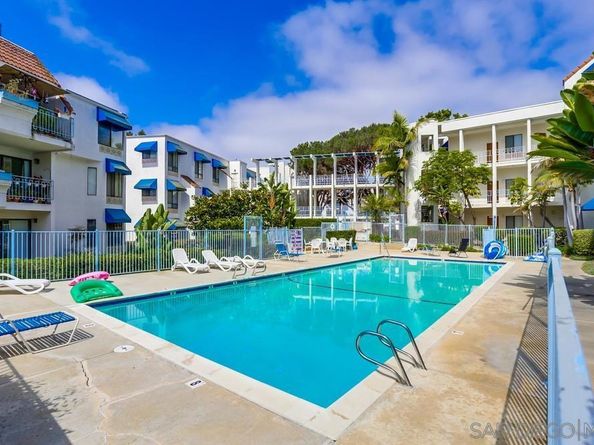 8308 Regents Rd 1F, San Diego CA 92122