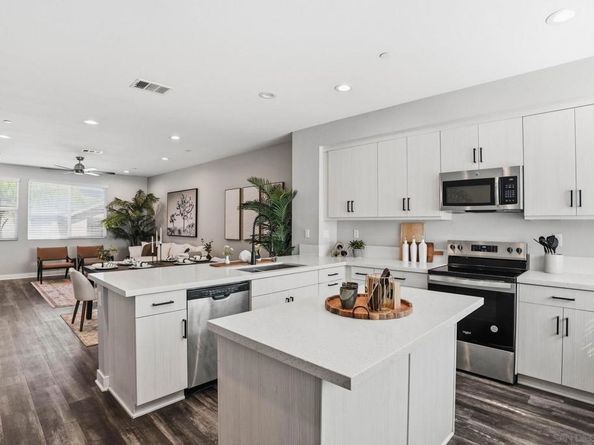 719 Seaside St, Chula Vista CA 91910
