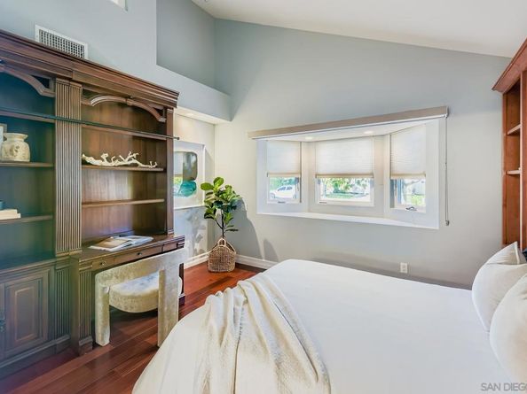5021 Via Cinta, San Diego CA 92122