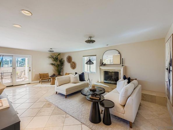 5021 Via Cinta, San Diego CA 92122