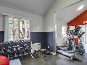 10248 Maya Linda Rd. 33, San Diego CA 92126