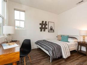 1120 Sea Glass Way, Oceanside CA 92054