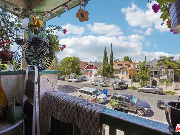 746 E 32nd Street, Los Angeles CA 90011