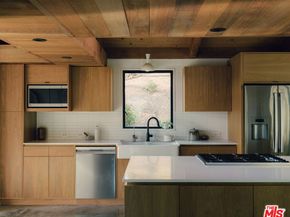 22910 Portage Circle Drive, Topanga CA 90290