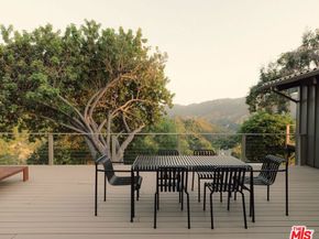 22910 Portage Circle Drive, Topanga CA 90290