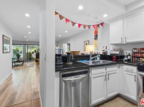1633 S Bentley Avenue 103, Los Angeles CA 90025